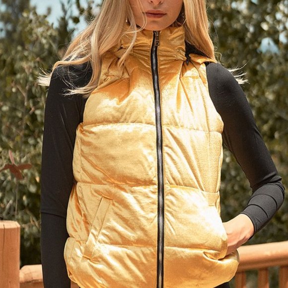 Velvet Hooded Bubble Vest (Multiple Colors) - Picture 10 of 11